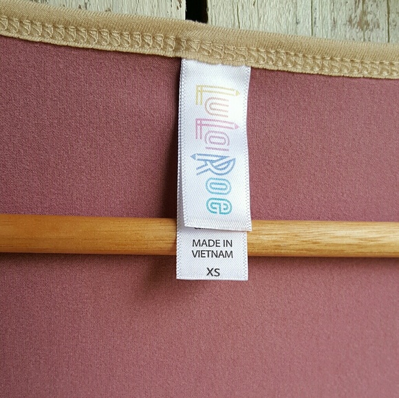 Lularoe Shirt XS - Picture 2 of 5